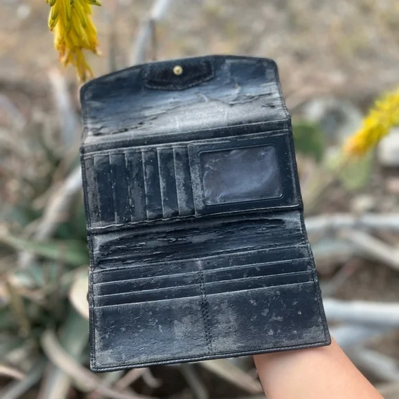 COACH | Black Leather Ashley Trifold Designer Clutch Wallet - Picture 4 of 4